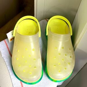 Genuine Iconic  Crocs new with tags size 11 W